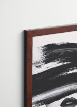 Plakat od Plakatello® oprawiony w elegancką brązową ramkę wykonaną z włoskiej listwy ramiarskiej