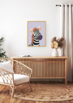 Aranżacja wnętrza, na ścianie wisi plakat w ramce: do pokoju dziecięcego zebra z kolorową grzywą skandynawski