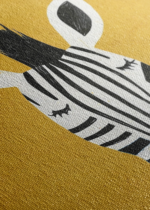 zebra w swetrze z kawą na żółtym tle do pokoju dziecięcego obraz na płótnie
