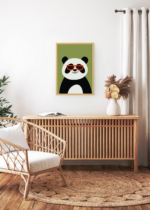 Aranżacja wnętrza, na ścianie wisi plakat w ramce: panda w pomarańczowych okularach na zielonym tle do pokoju dziecięcego