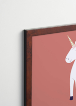 Plakat oprawiony w drewnianą brązową ramkę Vintage Italia: jednorożec różowy dla dzieci skandynawski boho