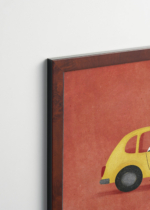 Plakat oprawiony w drewnianą brązową ramkę Vintage Italia: dalmatyńczyk w żółtym aucie retro do pokoju dziecięcego