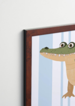 Plakat oprawiony w drewnianą brązową ramkę Vintage Italia: uśmiechnięty krokodyl dla dzieci zielony safari