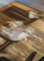 Zbliżenie na detale plakatu: Klasa tańca Edgar Degas impresjonizm balet 1874
