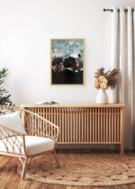 Aranżacja wnętrza, na ścianie wisi plakat w ramce: Muzycy w orkiestrze Edgar Degas impresjonizm reprint