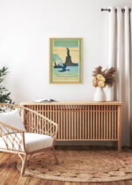 Aranżacja wnętrza, na ścianie wisi plakat w ramce: Statua Wolności Nowy Jork vintage art deco