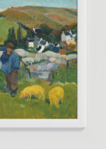 Zbliżenie na detale plakatu oprawionego w drewnianą białą ramkę od Plakatello®: Bretagne Paul Gauguin Pont-Aven pasterz owce