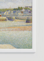 Zbliżenie na detale plakatu oprawionego w drewnianą białą ramkę od Plakatello®: Port w Portrieux Georges Seurat pointylizm morski