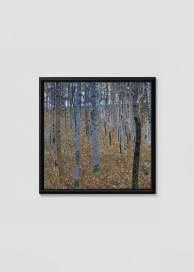 Plakat w drewnianej czarnej ramce: Bukowy las I Gustav Klimt secesja austriacka 1902