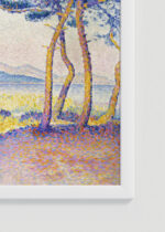 Zbliżenie na detale plakatu oprawionego w drewnianą białą ramkę od Plakatello®: Henri-Edmond Cross pointylizm krajobraz śródziemnomorski