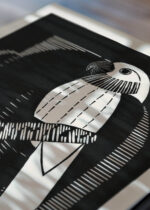 Zbliżenie na detale plakatu: papuga drzeworyt Samuel Jessurun de Mesquita