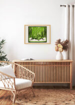 Aranżacja wnętrza, na ścianie wisi plakat w ramce: konik polny Julie de Graag 1918 vintage grafika