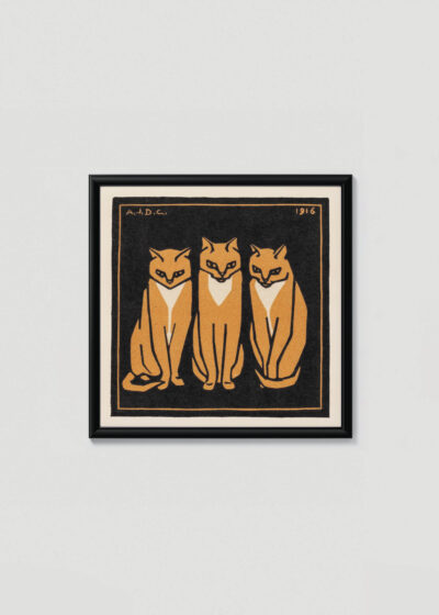 Plakat w drewnianej czarnej ramce: trzy rude koty Julie de Graag 1916 vintage
