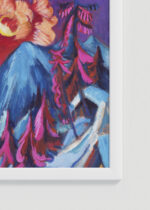 Zbliżenie na detale plakatu oprawionego w drewnianą białą ramkę od Plakatello®: Zimowy pejzaż w świetle księżyca Ernst Ludwig Kirchner alpejski