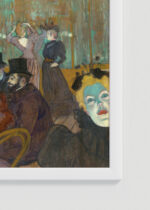 Zbliżenie na detale plakatu oprawionego w drewnianą białą ramkę od Plakatello®: W Moulin Rouge Henri de Toulouse-Lautrec 1892