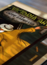 Zbliżenie na detale plakatu: La Victoria Arduino per Caffè Espresso Leonetto Cappiello 1922
