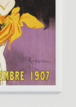 Zbliżenie na detale plakatu oprawionego w drewnianą białą ramkę od Plakatello®: Leonetto Cappiello tańcząca para Bordeaux 1907