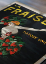 Zbliżenie na detale plakatu: La Fraisette Leonetto Cappiello likier vintage