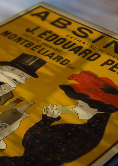 Zbliżenie na detale plakatu: Leonetto Cappiello absynt 1906 vintage Paryż