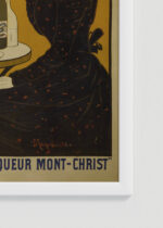 Zbliżenie na detale plakatu oprawionego w drewnianą białą ramkę od Plakatello®: Leonetto Cappiello absynt 1906 vintage Paryż