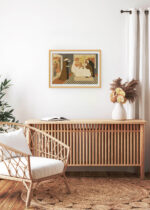 Aranżacja wnętrza, na ścianie wisi plakat w ramce: Maurice Denis Pielgrzymi z Emmaus 1895