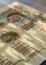 Zbliżenie na detale plakatu: Gramatyka Ornamentu Owen Jones iluminacja