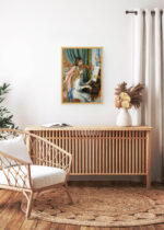 Aranżacja wnętrza, na ścianie wisi plakat w ramce: Renoir Dwoje młodych dziewcząt przy pianinie 1892