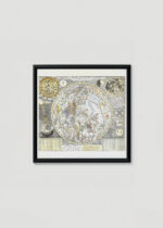 Plakat w drewnianej czarnej ramce: mapa nieba południowego barokowa astronomia